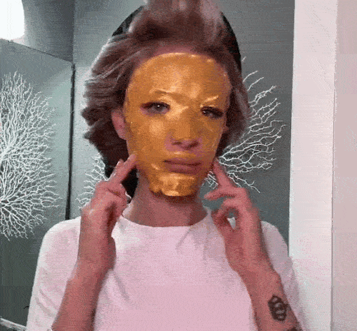Mască de Față Gold Collagen – Efect de Răsfăț la Tine Acasă